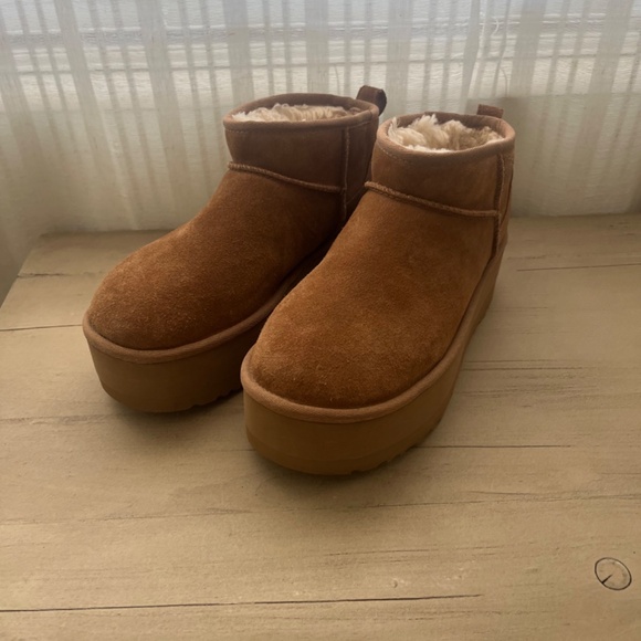 Classic Ultra Mini Platform || Chestnut - Picture 3 of 6